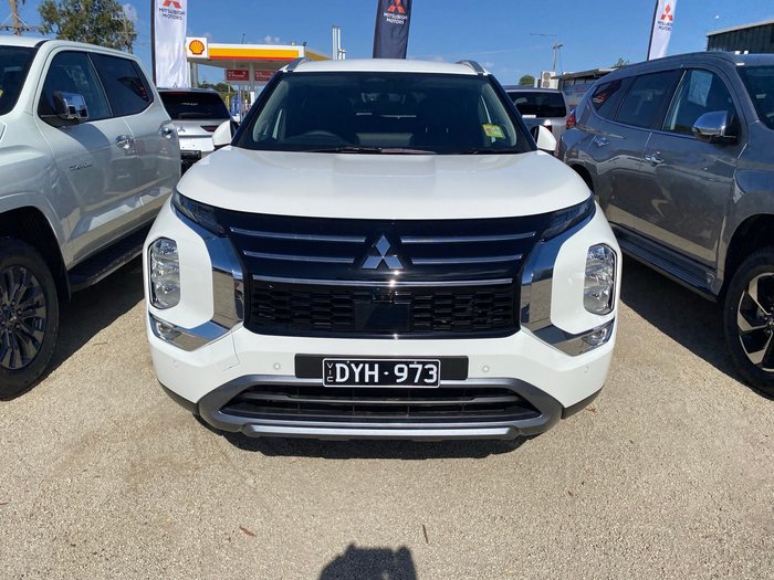 2025 MITSUBISHI Outlander LS