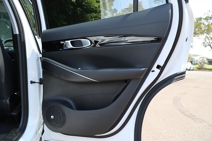 2026 Geely Starray Em-i