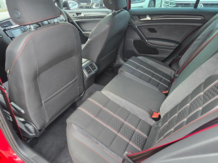 2016 Volkswagen Golf GTI 40 Years