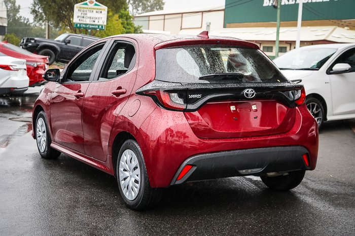 2020 Toyota YARIS Ascent Sport