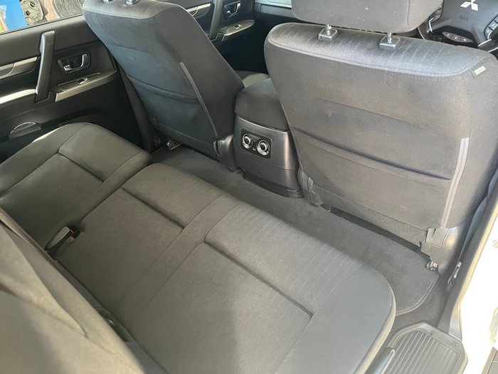 2019 MITSUBISHI PAJERO GLX (4x4) 7 SEAT