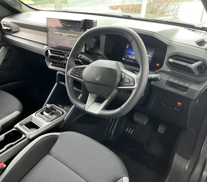 2025 Renault Duster