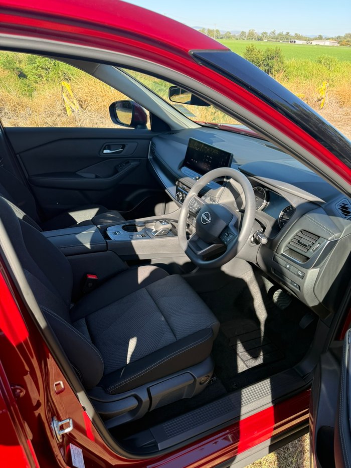 2026 NISSAN XTRAIL ST