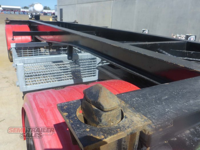 2004 Freighter Two Axle Dog Skel