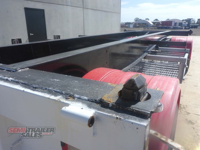 2004 Freighter Two Axle Dog Skel