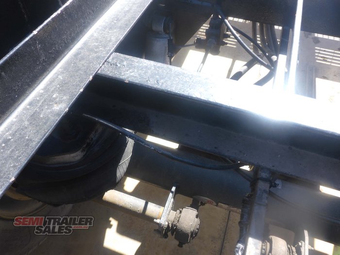 2004 Freighter Two Axle Dog Skel