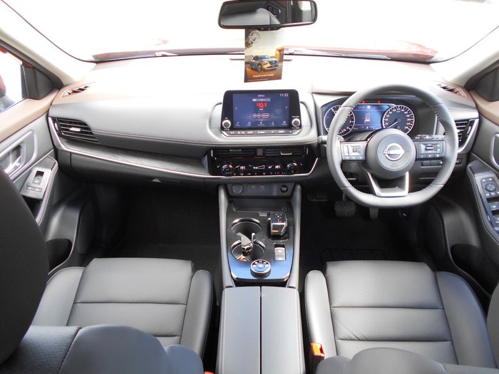 2025 NISSAN X-TRAIL STL e-POWER