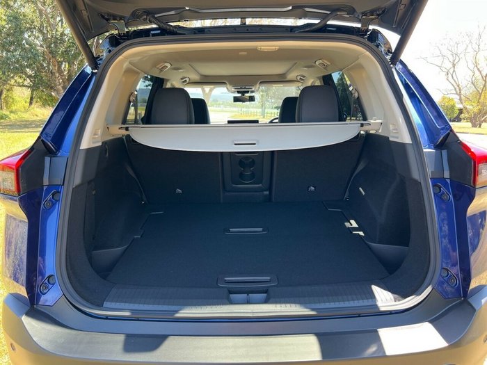 2025 NISSAN XTRAIL TI e-POWER