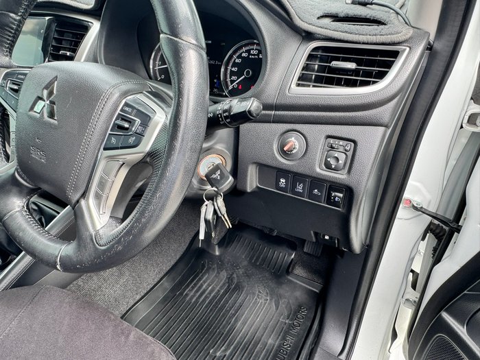 2019 MITSUBISHI TRITON GLX