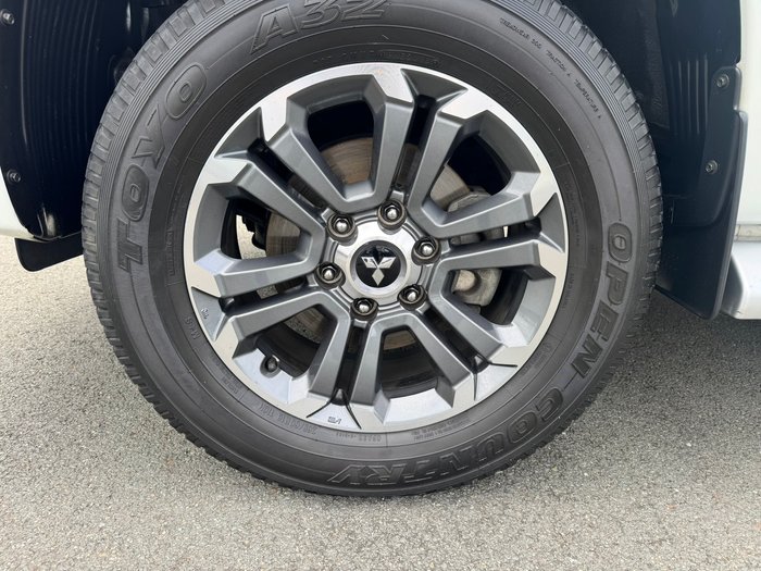 2019 MITSUBISHI TRITON GLX