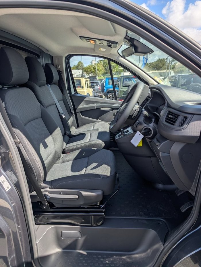 2025 RENAULT TRAFIC LWB