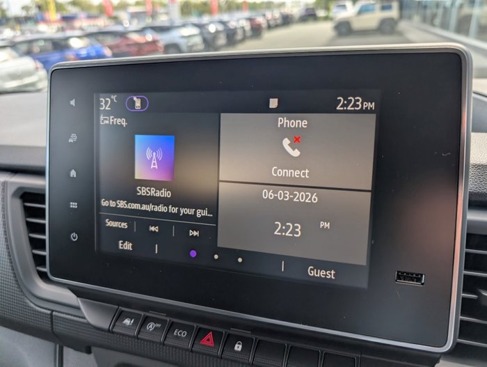 2025 RENAULT TRAFIC LWB