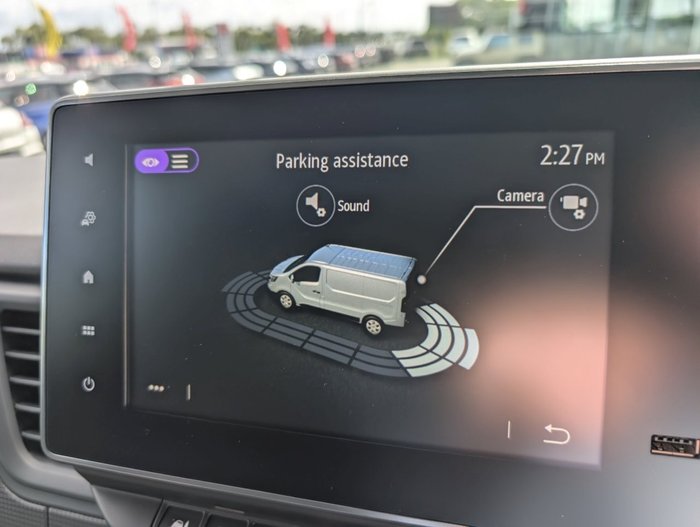 2025 RENAULT TRAFIC LWB