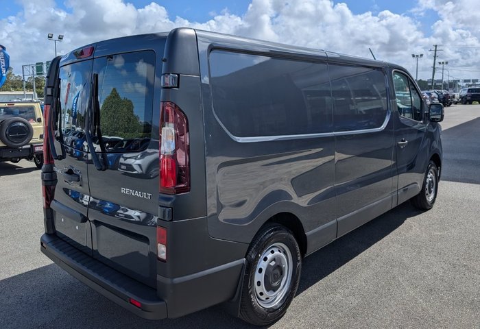 2025 RENAULT TRAFIC LWB