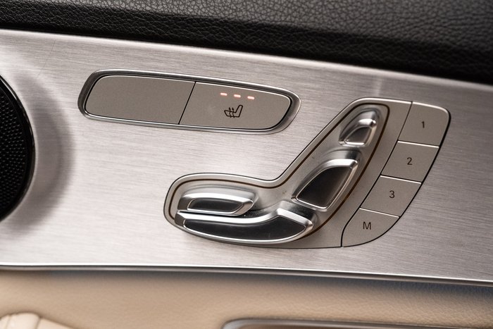 2016 MERCEDES-BENZ C250
