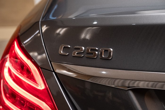 2016 MERCEDES-BENZ C250