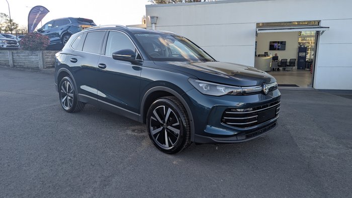 2026 VOLKSWAGEN Tiguan ELEGANCE