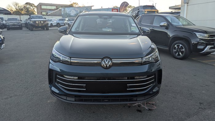 2026 VOLKSWAGEN Tiguan ELEGANCE