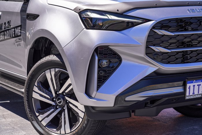 2025 Isuzu MU-X LS-T