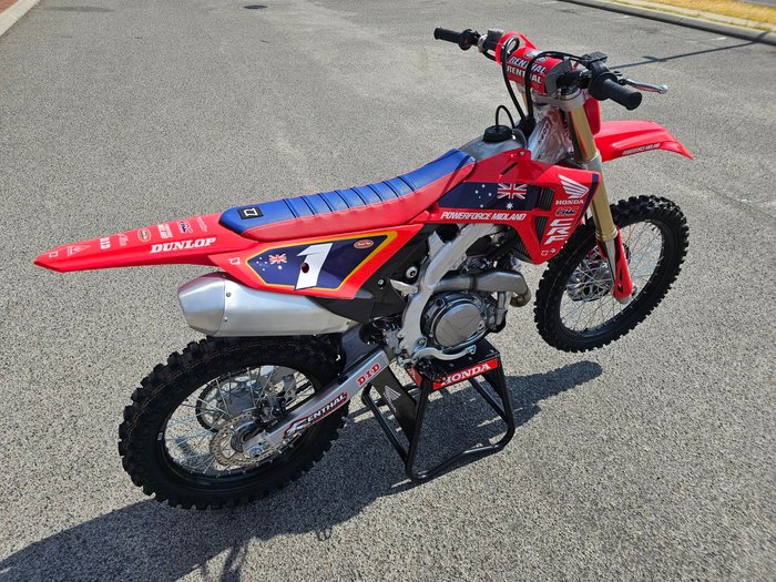 2026 Honda  CRF450R MX DES NATIONS Red