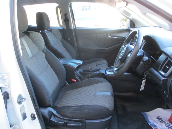 2022 Mazda BT-50 XT TF White