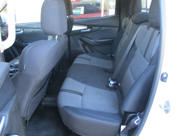 2022 Mazda BT-50 XT TF White