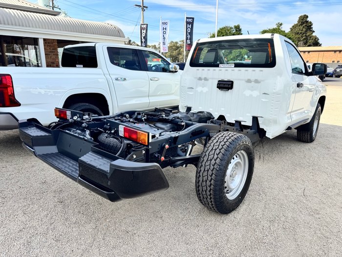 2026 MITSUBISHI Triton GLX