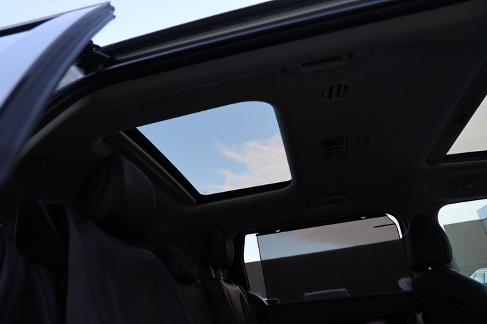2021 KIA CARNIVAL PLATINUM
