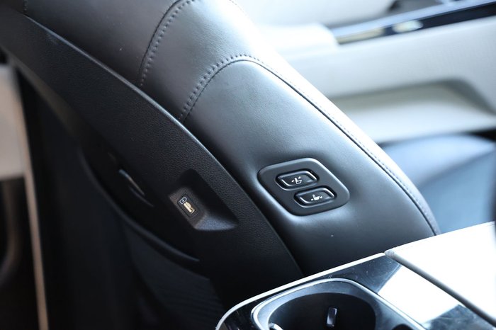 2021 KIA CARNIVAL PLATINUM