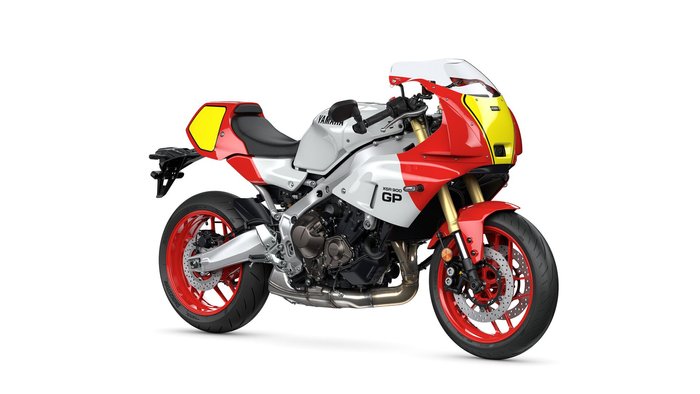 2025 Yamaha XSR900 GP Legend Red