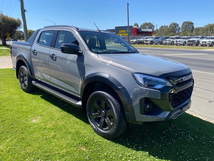2025 ISUZU D-MAX XT