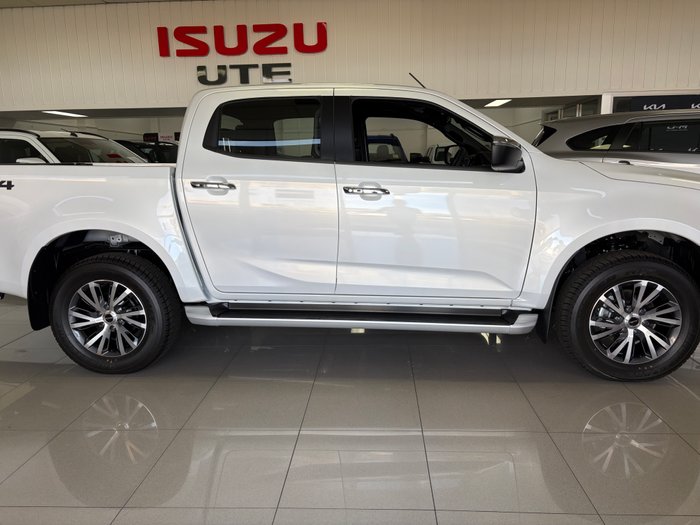2025 ISUZU D-MAX LS-U