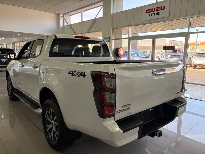 2025 ISUZU D-MAX LS-U