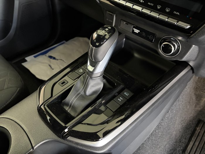 2025 ISUZU D-MAX LS-U