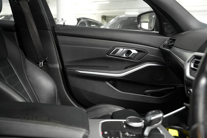 2021 BMW 3 Series 330i M Sport