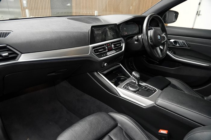 2021 BMW 3 Series 330i M Sport