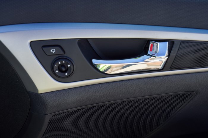 2015 Hyundai Veloster +