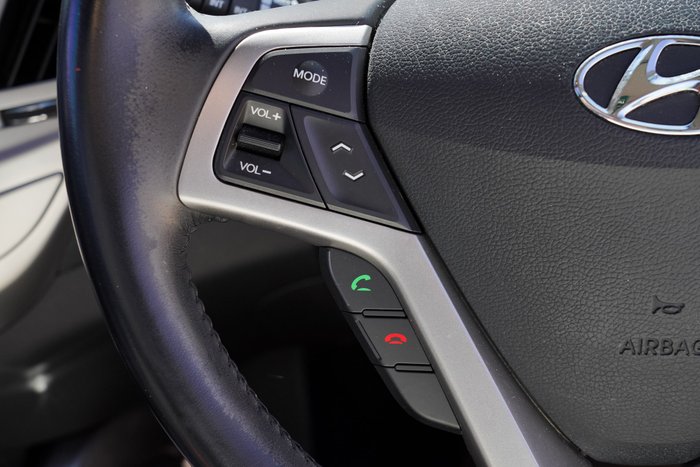 2015 Hyundai Veloster +