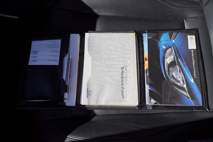 2015 Hyundai Veloster +