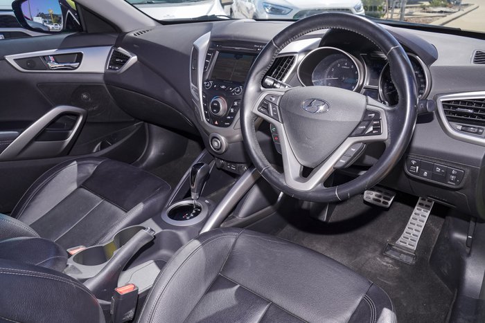 2015 Hyundai Veloster +