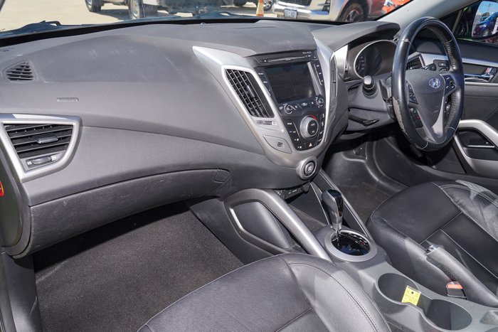 2015 Hyundai Veloster +