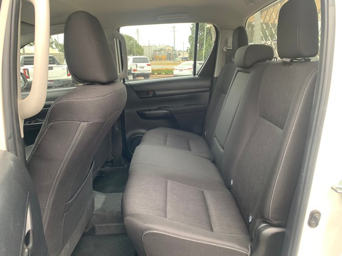 2021 Toyota Hilux 4x4 SR 2.8L T Diesel Automatic Double Cab C/C 