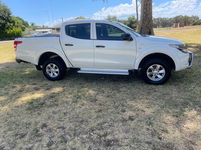 2017 Mitsubishi Triton