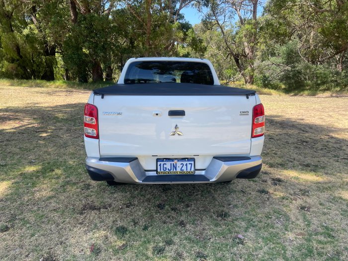 2017 Mitsubishi Triton