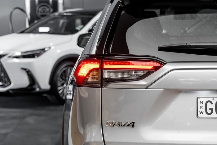 2023 TOYOTA RAV4 CRUISER (AWD) HYBRID