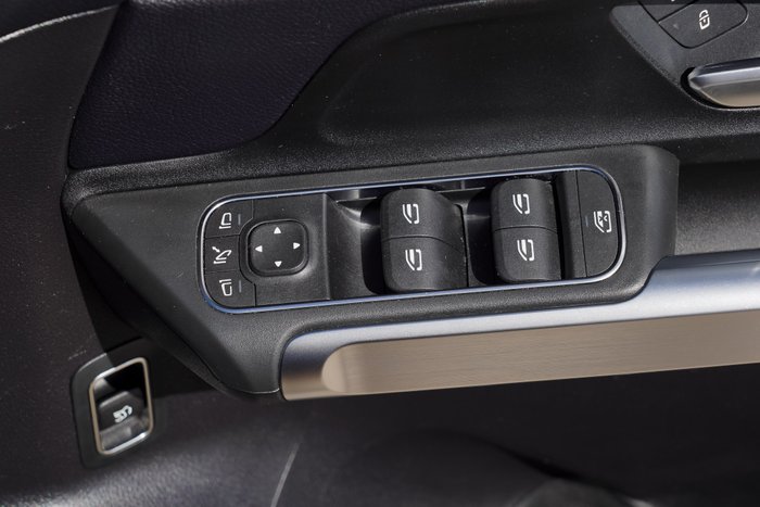 2021 Mercedes-Benz GLB-Class GLB200