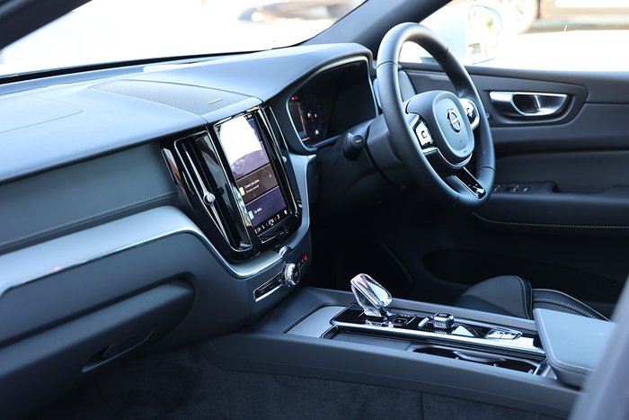 2024 Volvo XC60 Ultra B5 Bright