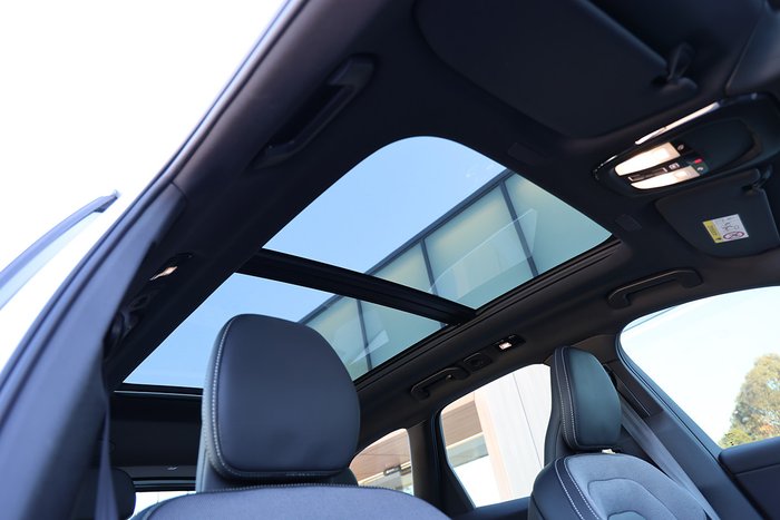 2024 Volvo XC60 Ultra B5 Bright