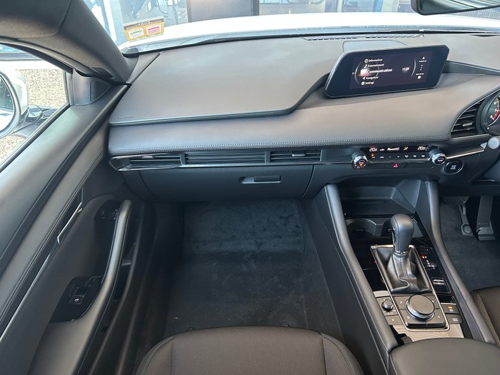 2025 Mazda 3 G20 Evolve