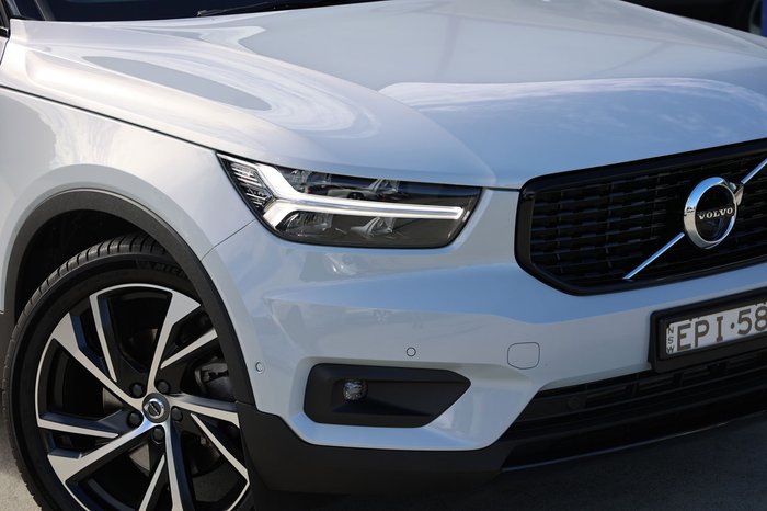2021 Volvo XC40 T5 R-Design